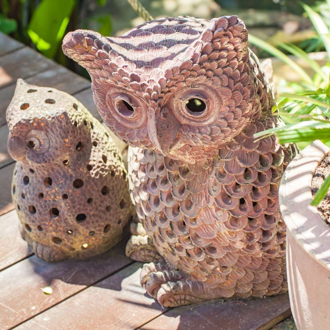 Using Owl Decor on the front porch