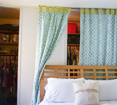 Dorm Room Design Add A Splash Of Color With Curtains Dig