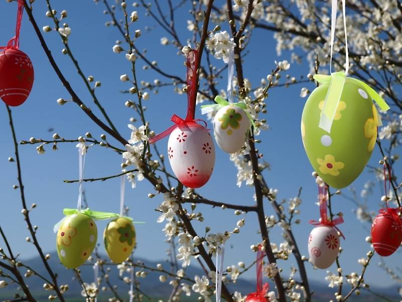 Easter Egg Trees