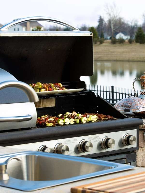 Outdoor Barbeque Kitchens