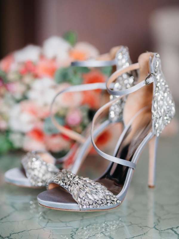 Unique wedding shoes – How to customise bridal shoes on a budget