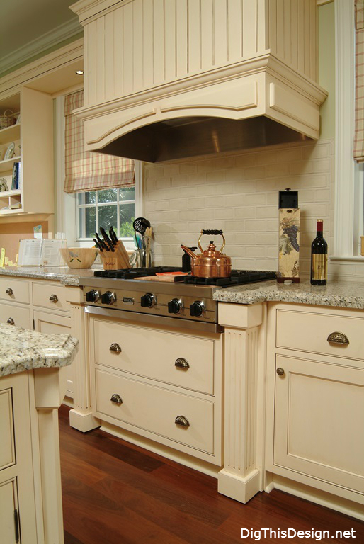 traditional white cabinet interior design, range and hood design