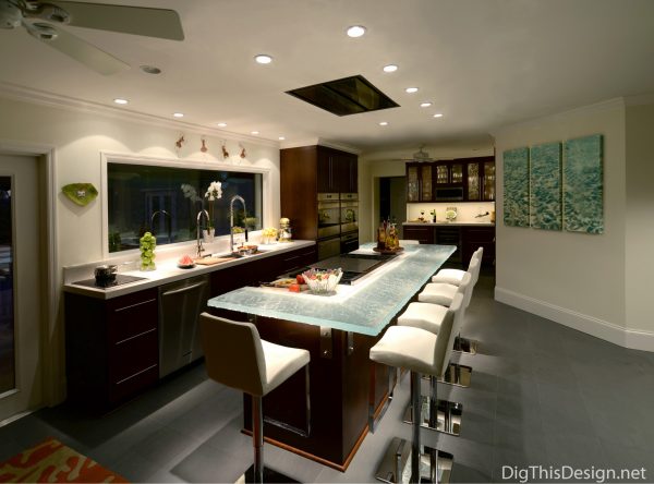 Perfectly lighted kitchen design by Patricia Davis Brown Designs.