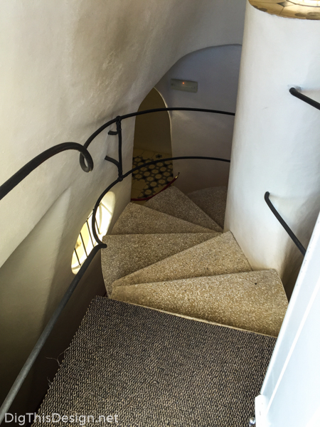 Radius stailcase in the Casa Batlló, by Gaudi.