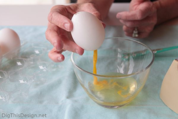 How to remove egg yolks and whites for Easter decorating.