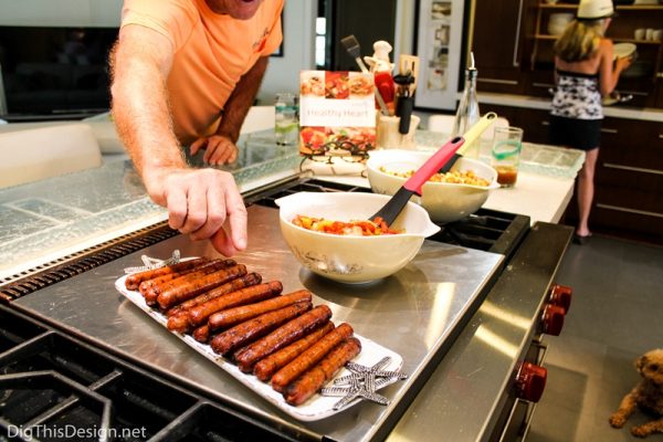 Hot dog recipes with toppings served buffet style.