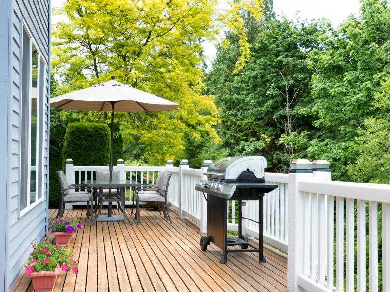 decks-and-patios-the-pros-and-cons-listed-dig-this-design