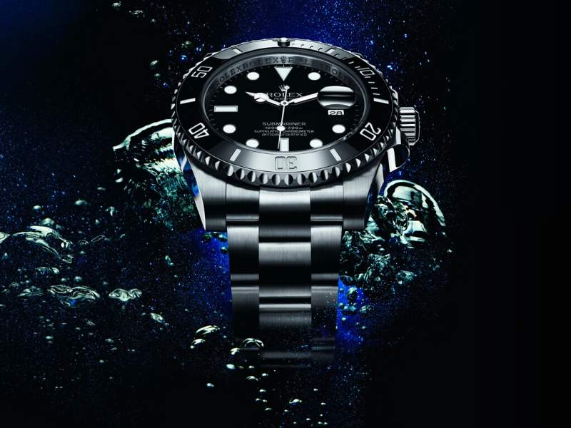 Rolex Submariner; 6 Tips to Avoid Knock-offs - Dig This Design