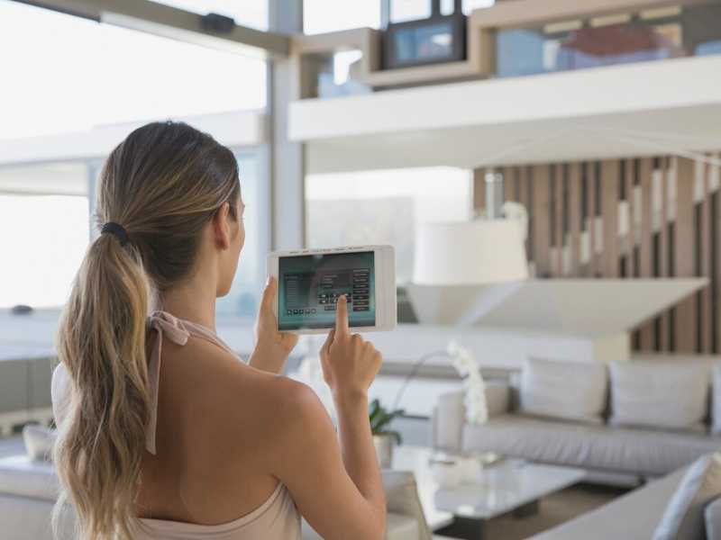 Why you should Embrace Smart Tech For Thief Alarm - Fusion Homes