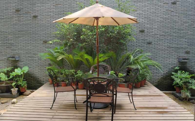 Shade Umbrella Deck Repair and Maintenance