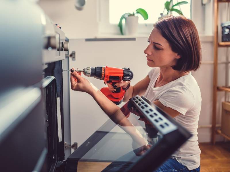 What To Look For When Purchasing A Cordless Drill