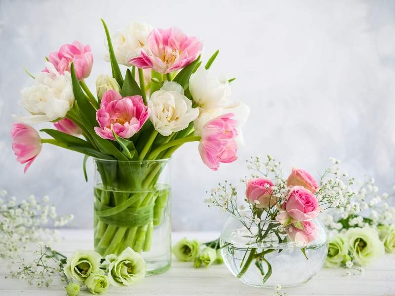 4 Easy Tips to Keep Your Flowers Fresh Longer