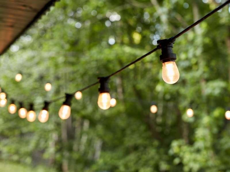 How to Add Outdoor Lighting to Your Landscaping - Dig This Design