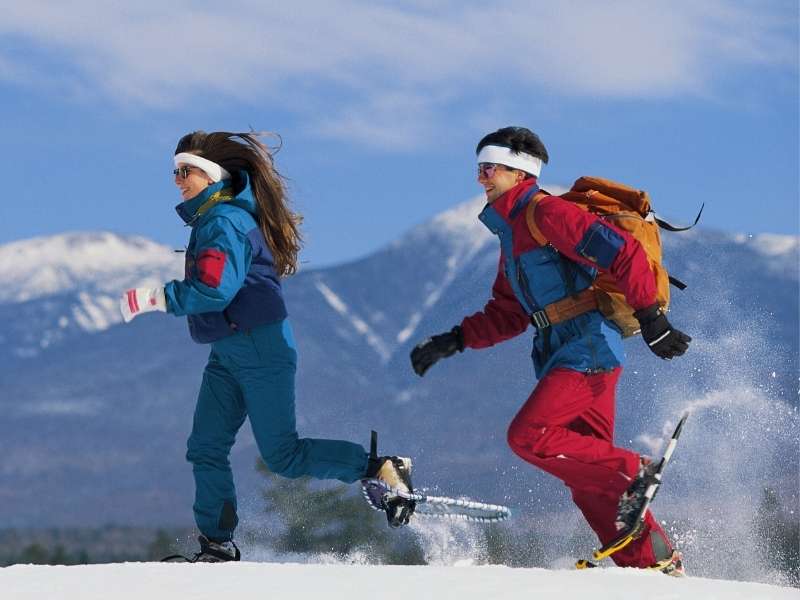 5 Fun Outdoor Activities to Try This Winter - Snow Shoeing