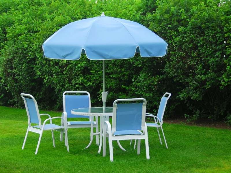 6 Affordable DIY Outdoor Decor Ideas for Your Backyard - Easy Care Outdoor Furniture