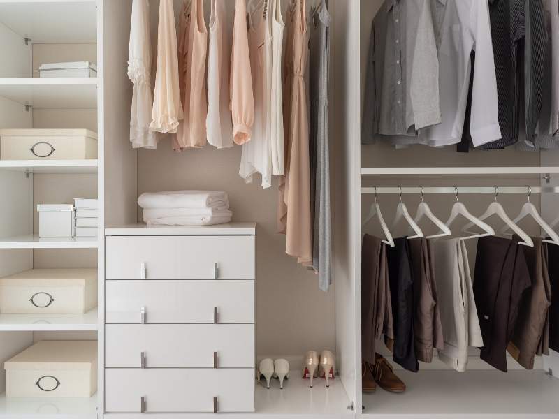 6 Benefits of Choosing a Bespoke Fitted Wardrobe - Dig This Design