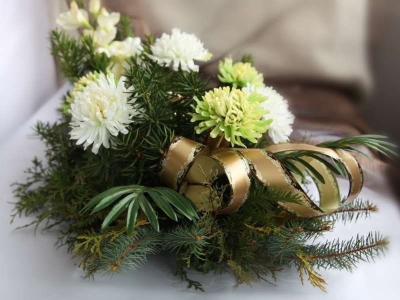 Add Greenery to your DIY Bouquet