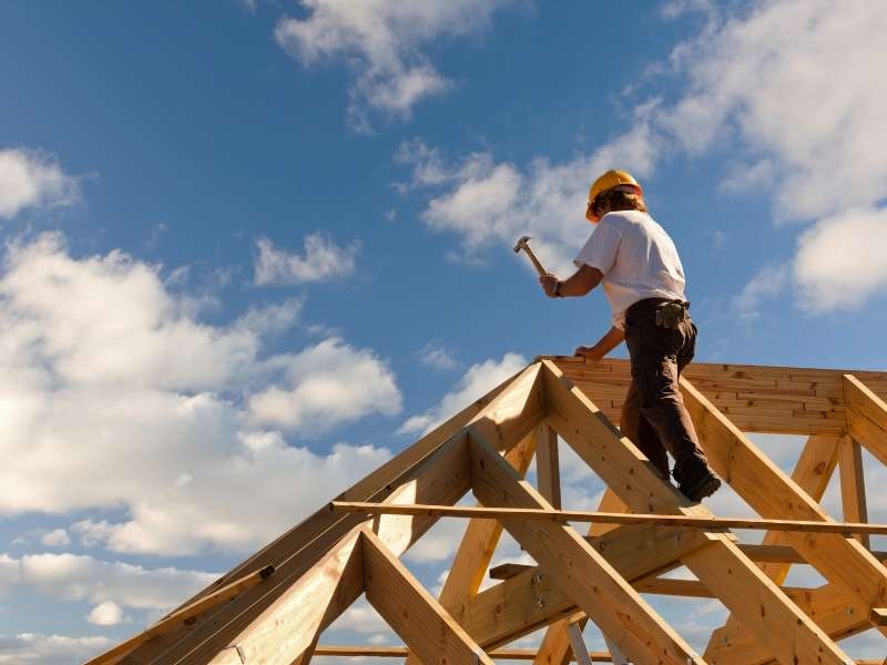 5 Reasons to Hire a Certified Roofing Company