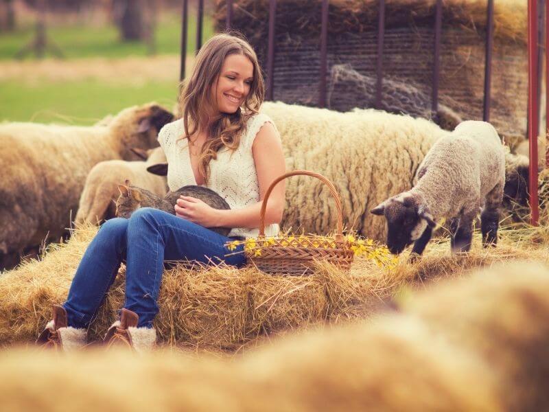 10 Charming Things About Living a Farm Life | Dig This Design