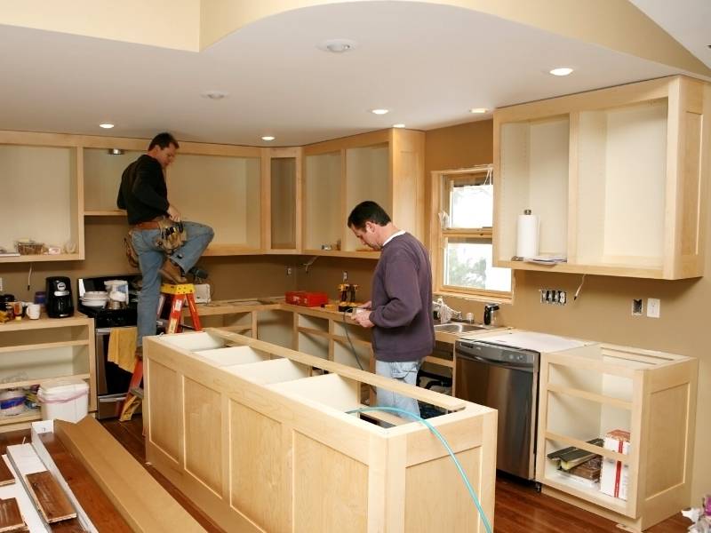 10 Signs that Your Kitchen is Ready for a Remodel