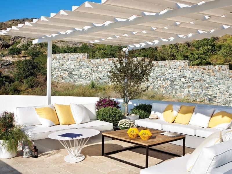 Selecting your outdoor furniture.