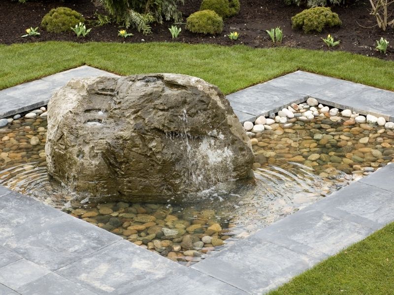 Backyard Design Ideas for Your Inspiration - water fountain