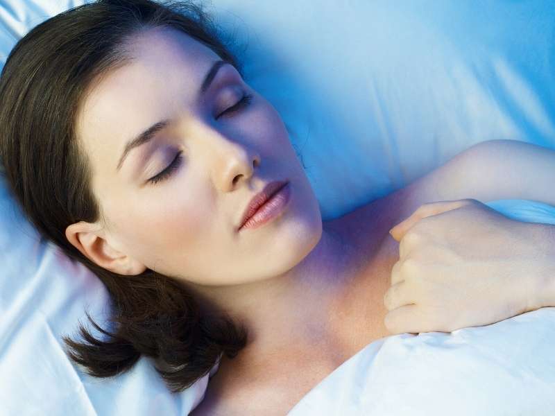 10 Tips to Get More Deep Sleep