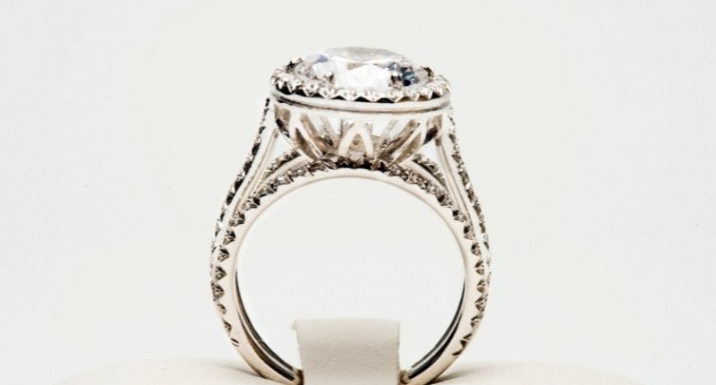 White or platinum ring.
