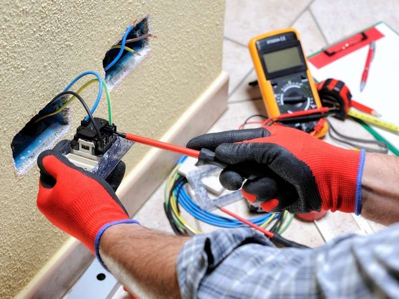 Commercial Electrician Lubbock