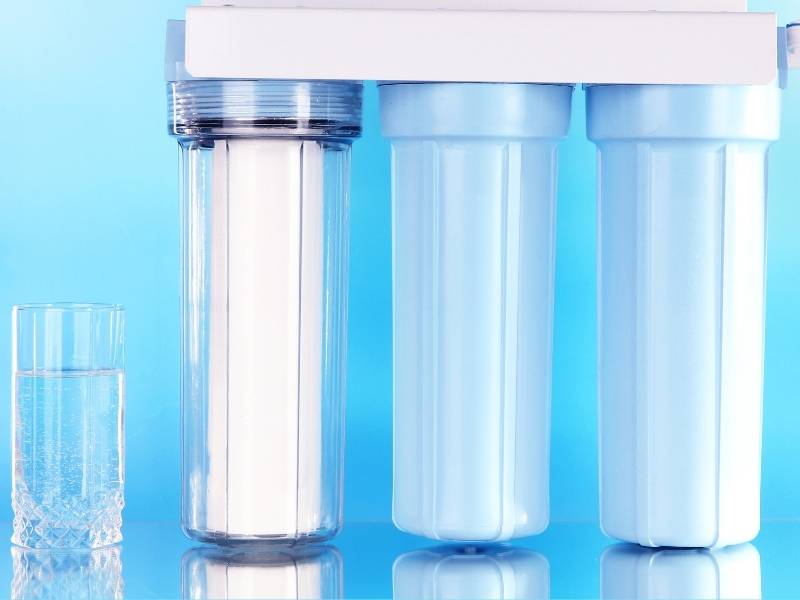 Four Benefits of Investing in a Water Filter for Your Home