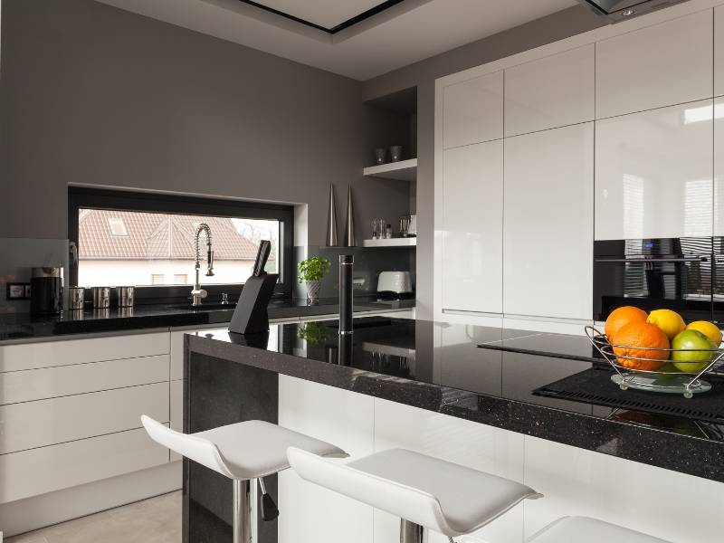 The Kitchen Design Trends in 2021 that You Will Love - Black and Moody