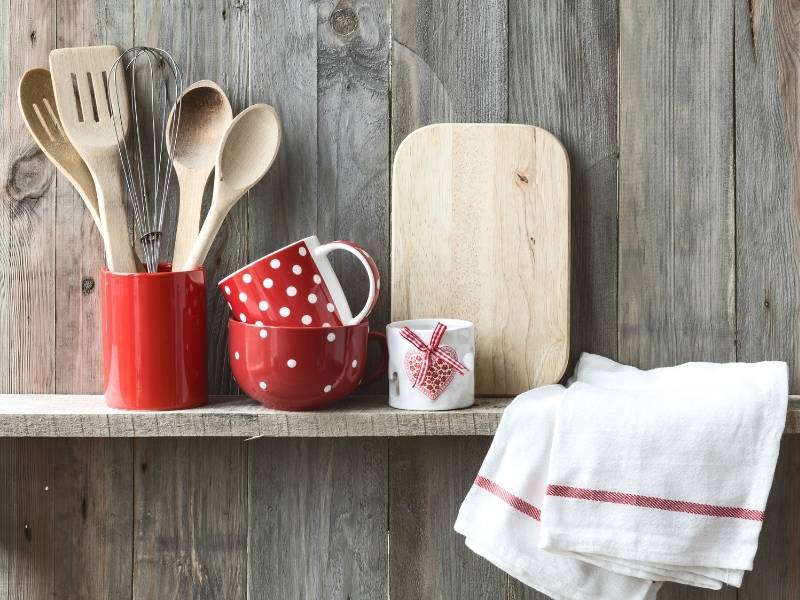 The Kitchen Design Trends in 2021 that You Will Love - Use of Reclaimed Wood