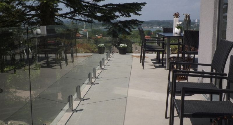 Your Guide To The Perfect Glass Balustrade